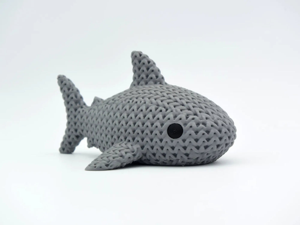 GESTRICKTER HAI