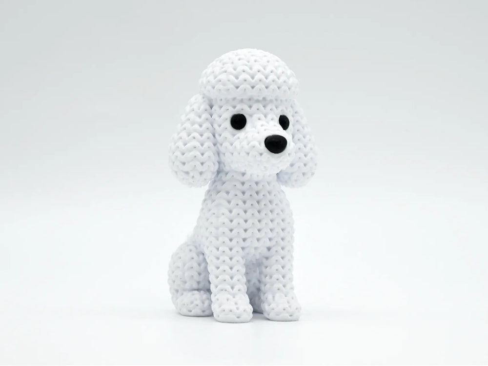 GESTRICKTER PUDELHUND