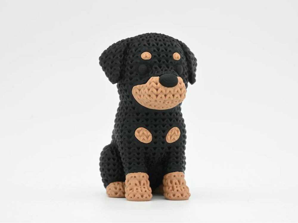 GESTRICKTER ROTTWEILER HUND