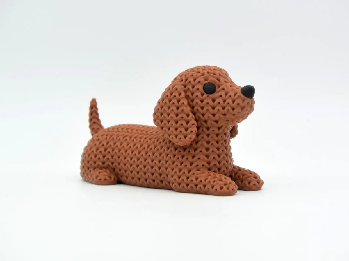 GESTRICKTER DACKEL