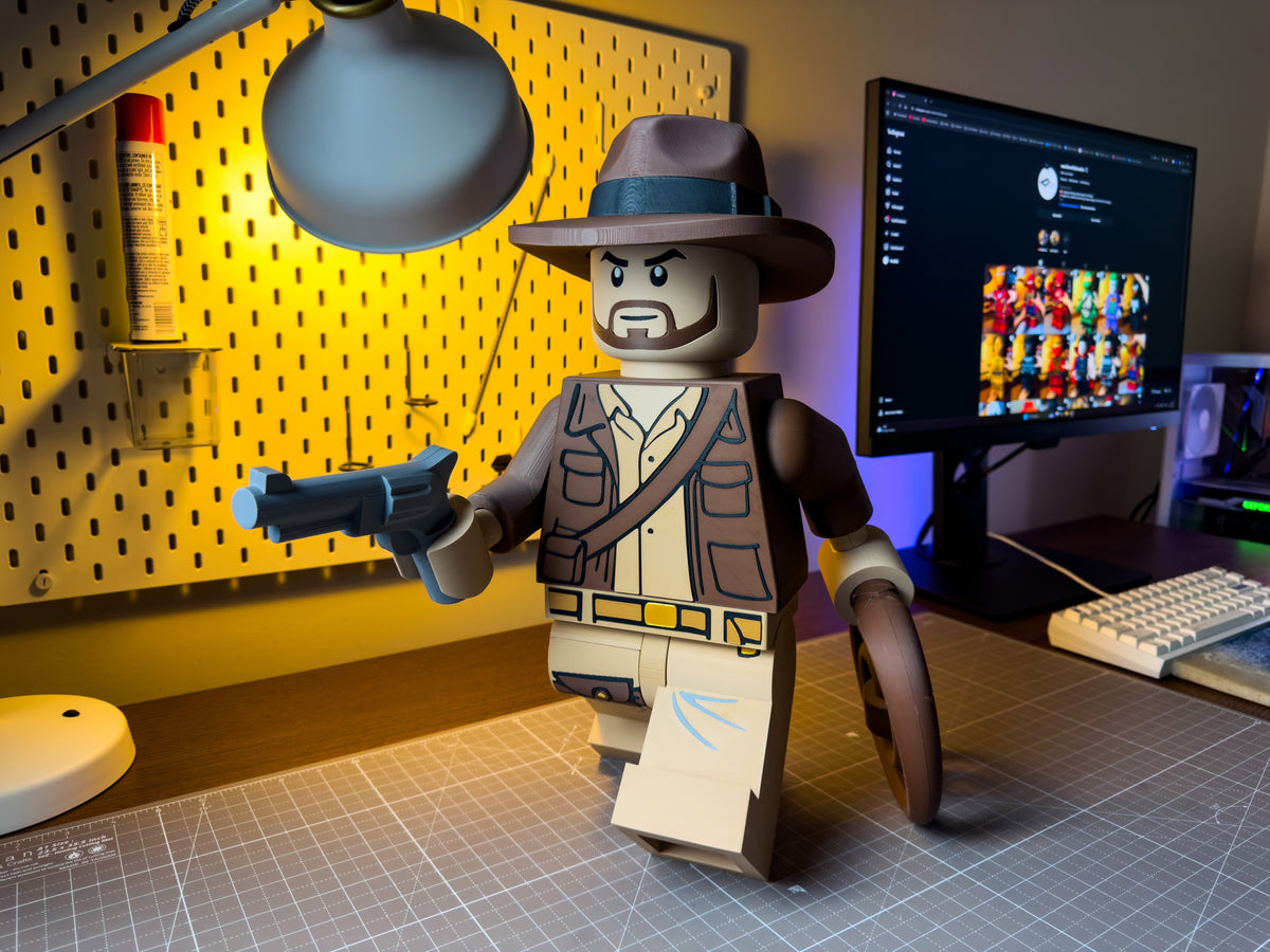 INDIANA JONES