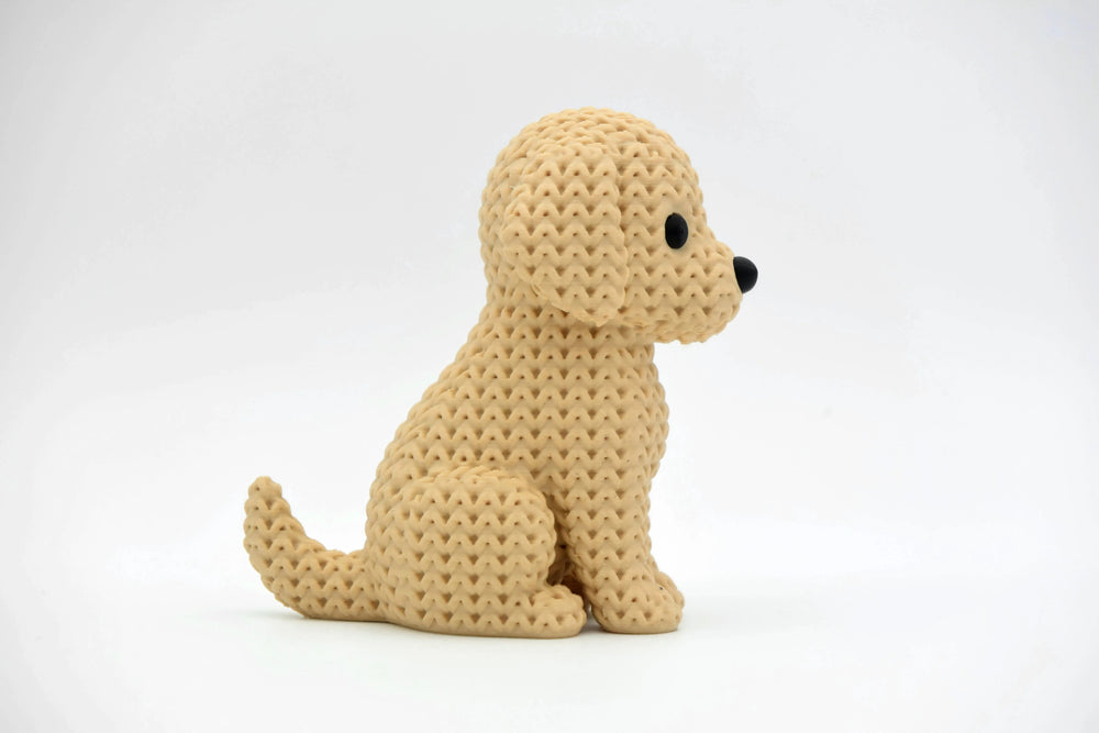 GESTRICKTER GOLDEN RETRIEVER HUND