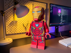 IRON MAN