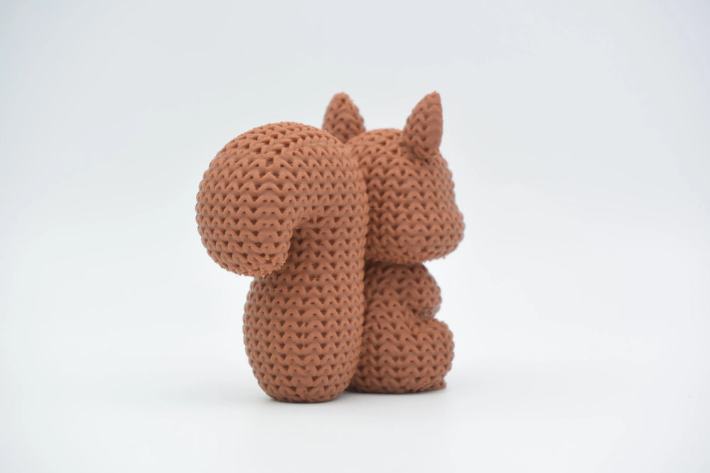 GESTRICKTES EICHHÖRNCHEN