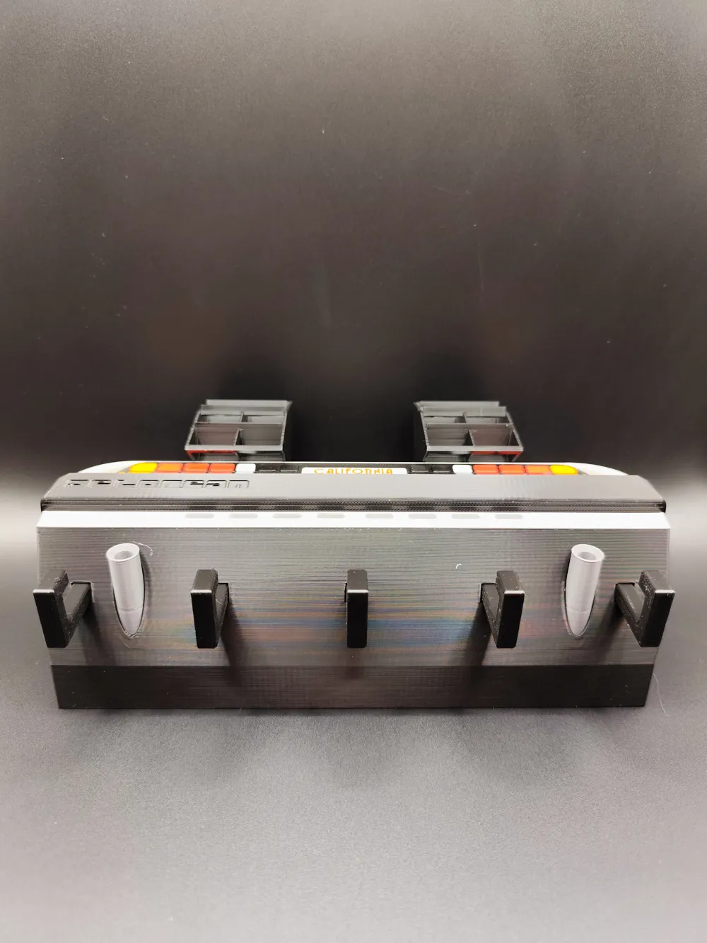 Cartoon-Film DeLorean DMC-12 Schlüsselhalter – 3D-Druck-Zauber