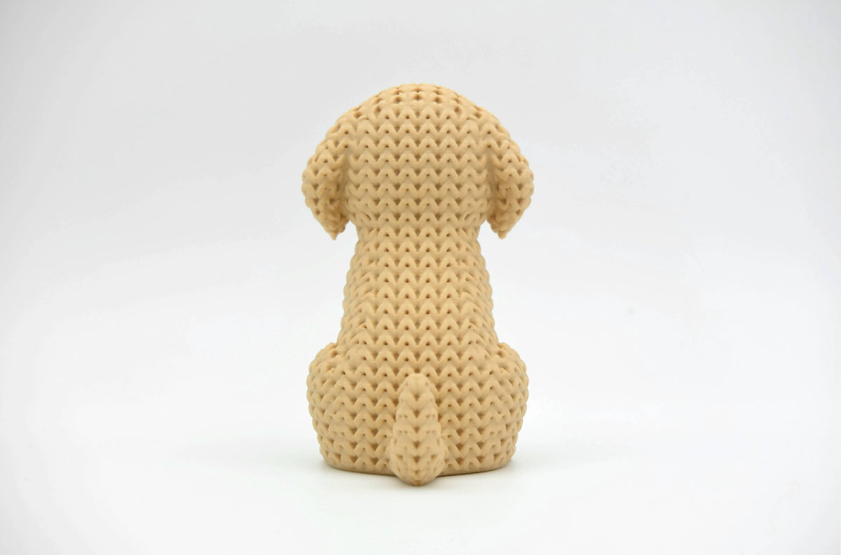 GESTRICKTER GOLDEN RETRIEVER HUND