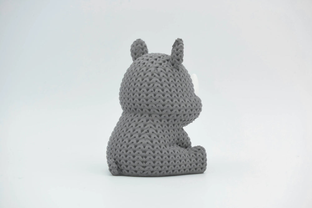 GESTRICKTES NASHORN