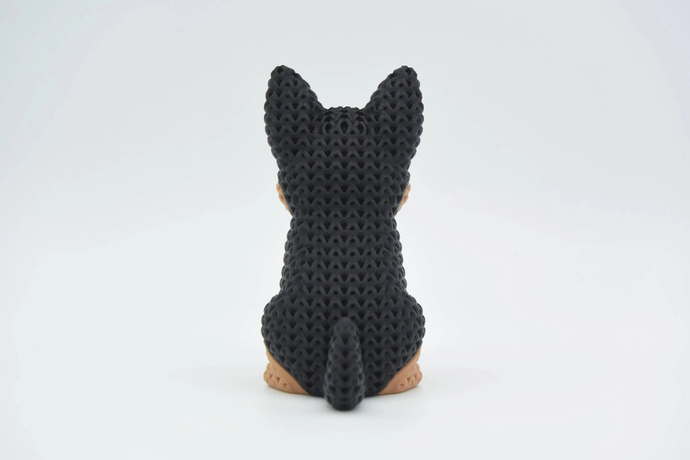 GESTRICKTER DEUTSCHER SCHÄFERHUND
