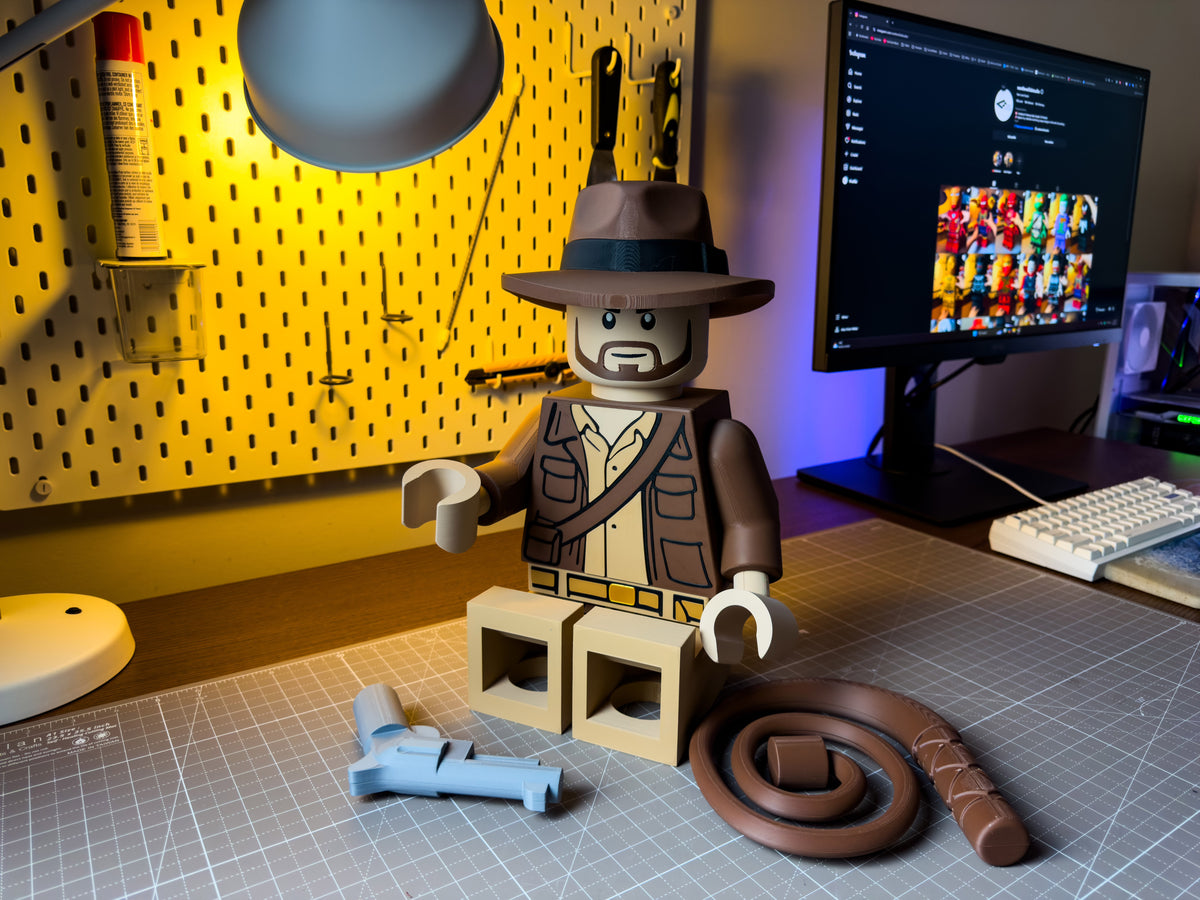 INDIANA JONES