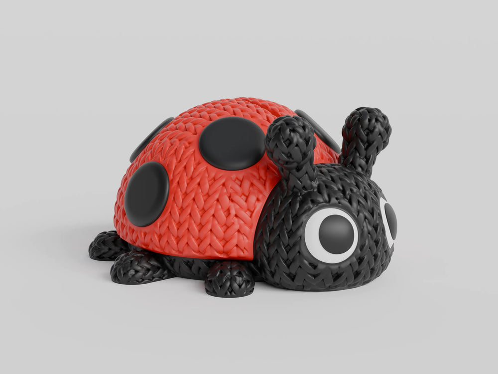 GESTRICKTER MARIENKÄFER