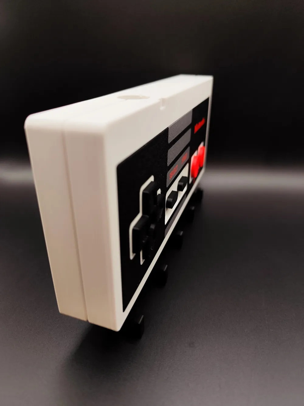 Cartoon-Film Retro NES Controller Schlüsselhalter – 3D-Druck-Zauber