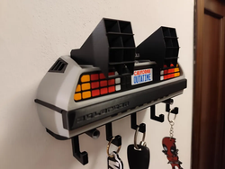 Cartoon-Film DeLorean DMC-12 Schlüsselhalter – 3D-Druck-Zauber